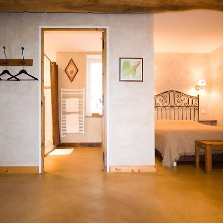 B&B La Cerisaie Francheleins Eksteriør bilde